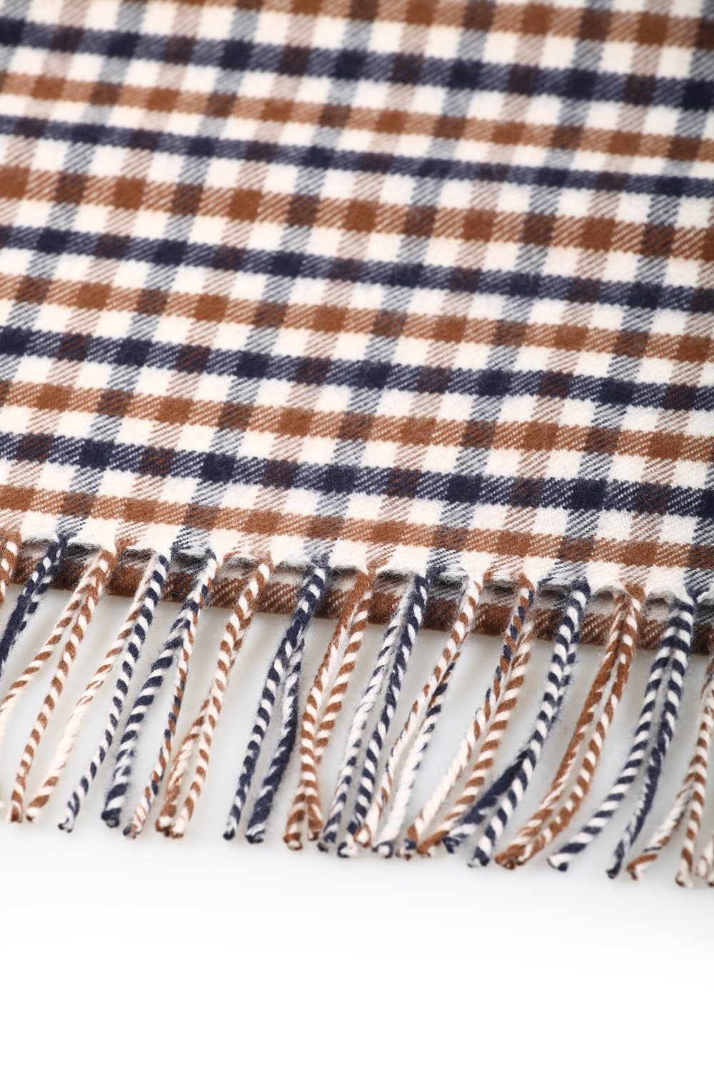 shop AQUASCUTUM  Sciarpa: Aquascutum sciarpa in lana. 
Fantasia a quadri.
Frange.
Dimernsioni: 30x180 cm.
Composizione:  100% lana.
Made in China.. SCARF 30 Q 501W-C1 number 4067073